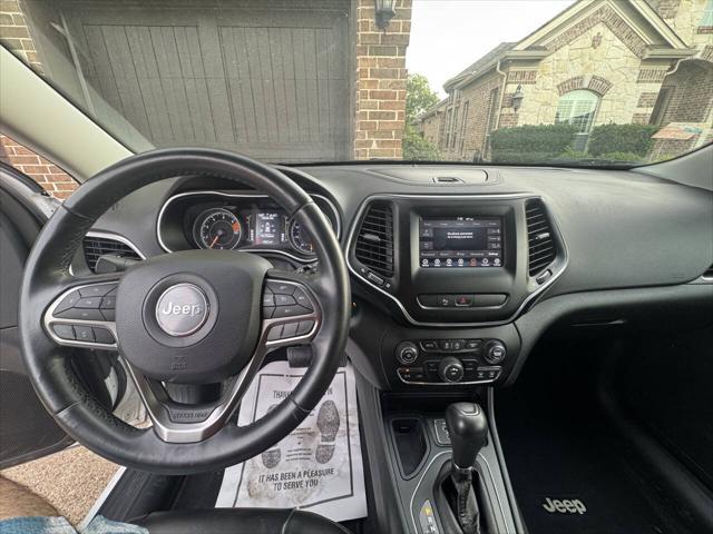 used 2019 Jeep Cherokee car, priced at $11,495