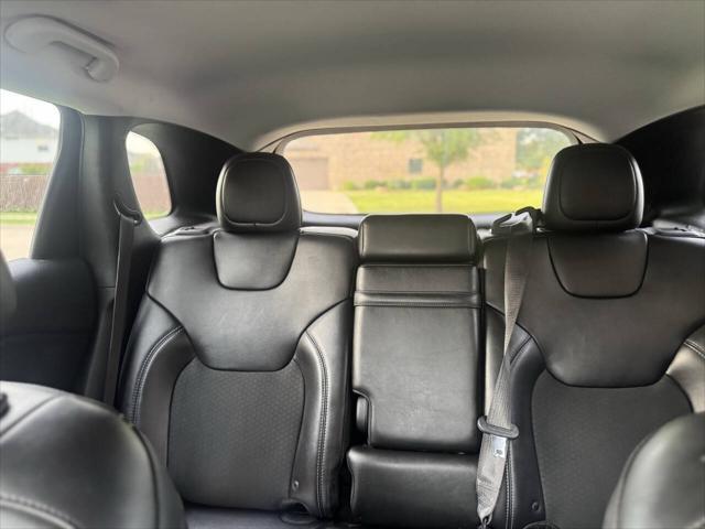 used 2019 Jeep Cherokee car, priced at $11,495
