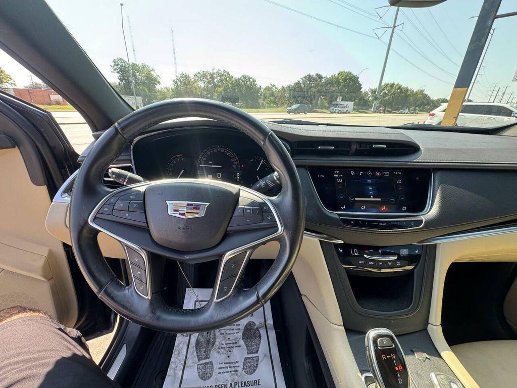 used 2019 Cadillac XT5 car, priced at $21,995