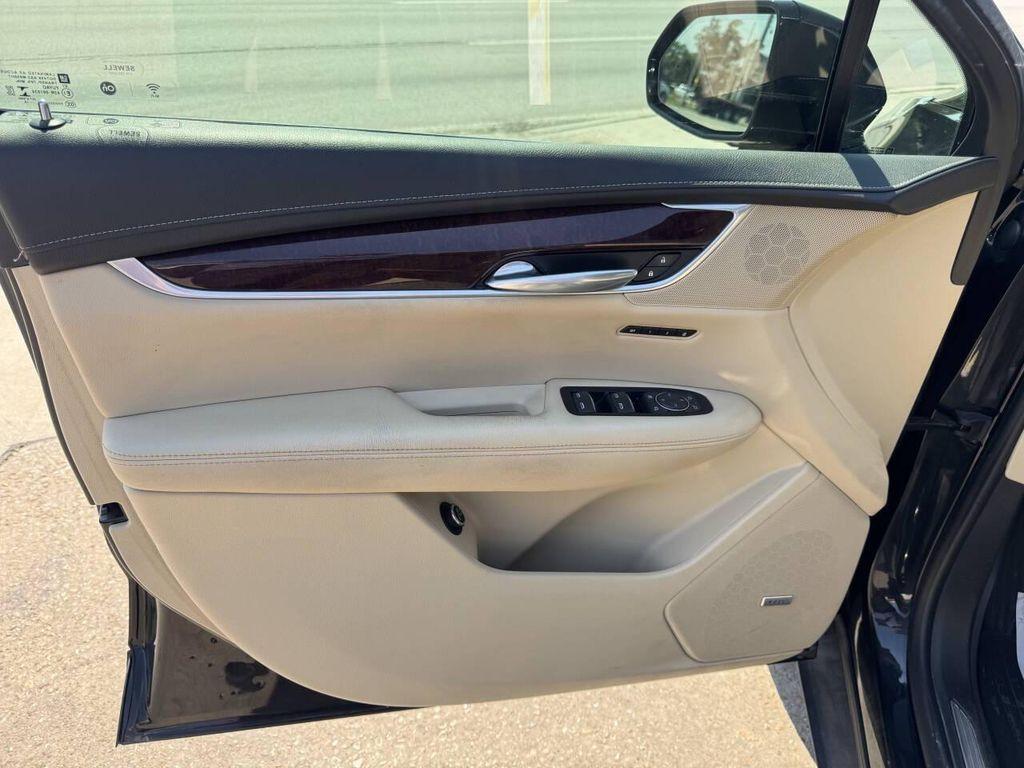 used 2019 Cadillac XT5 car, priced at $21,995