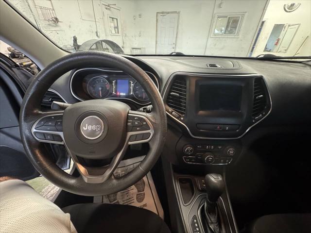 used 2021 Jeep Cherokee car, priced at $16,495