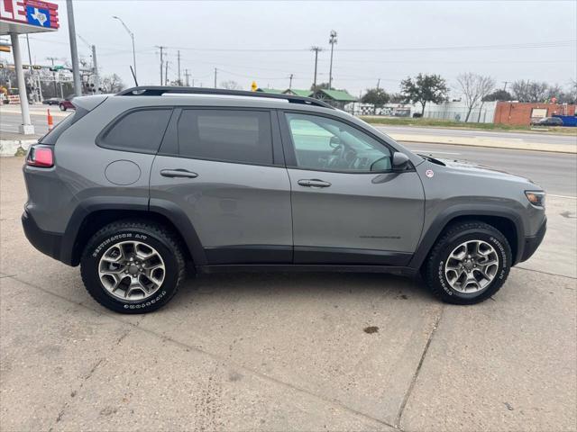 used 2022 Jeep Cherokee car, priced at $20,995