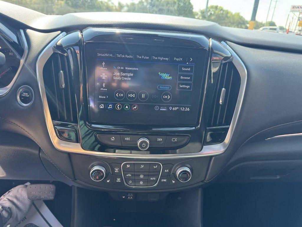 used 2021 Chevrolet Traverse car, priced at $17,995