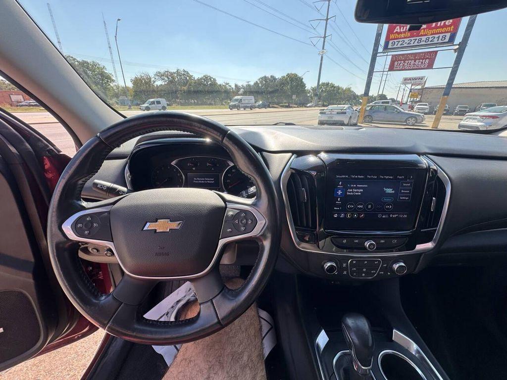 used 2021 Chevrolet Traverse car, priced at $17,995