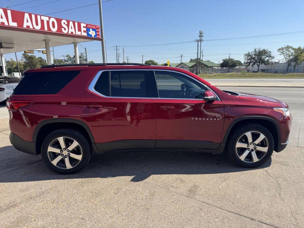 used 2021 Chevrolet Traverse car, priced at $17,995