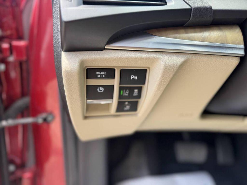 used 2019 Acura MDX car, priced at $19,495