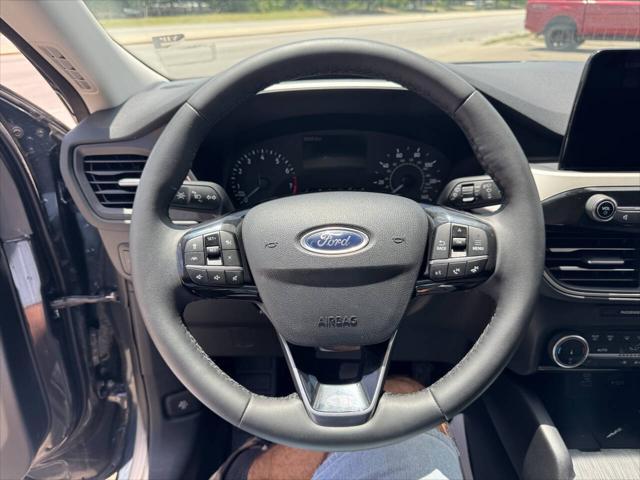 used 2022 Ford Escape car, priced at $16,995