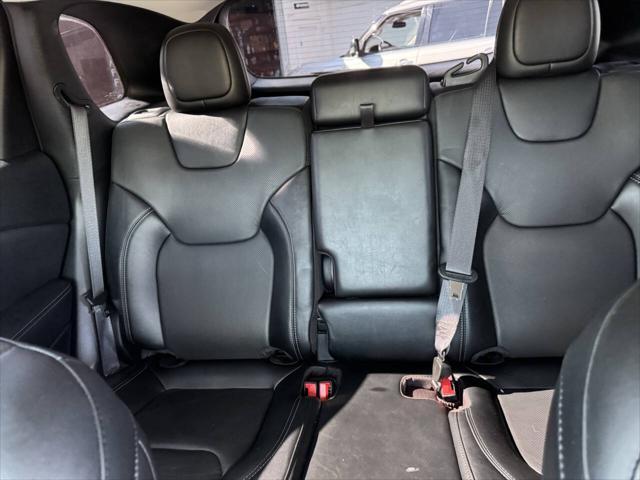 used 2022 Jeep Cherokee car, priced at $16,995