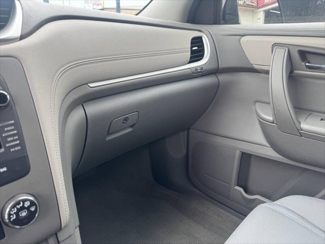 used 2017 Chevrolet Traverse car, priced at $9,995