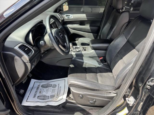 used 2018 Jeep Grand Cherokee car, priced at $17,995
