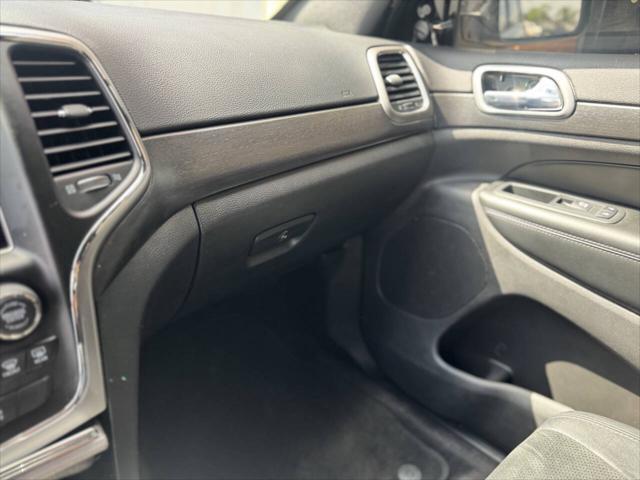 used 2018 Jeep Grand Cherokee car, priced at $17,995
