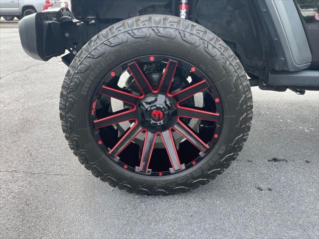 used 2020 Jeep Gladiator car, priced at $32,900