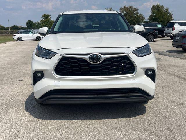 used 2020 Toyota Highlander car, priced at $22,922
