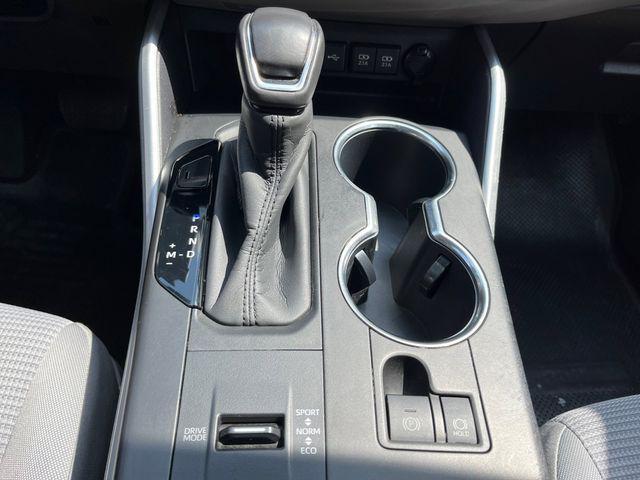 used 2020 Toyota Highlander car, priced at $22,922