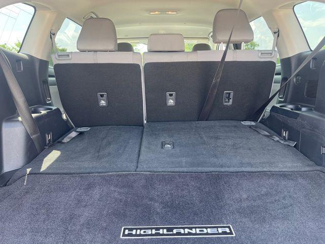 used 2020 Toyota Highlander car, priced at $22,922