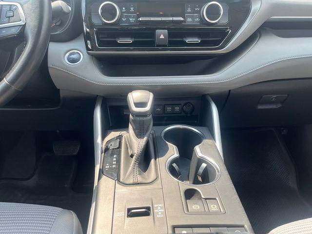 used 2020 Toyota Highlander car, priced at $22,922