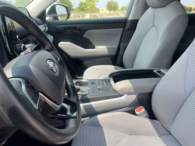 used 2020 Toyota Highlander car, priced at $22,922