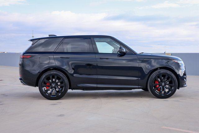 new 2025 Land Rover Range Rover Sport car