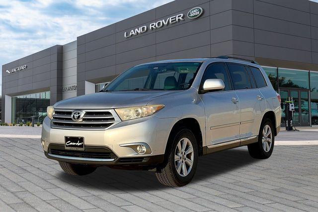 used 2011 Toyota Highlander car, priced at $8,888