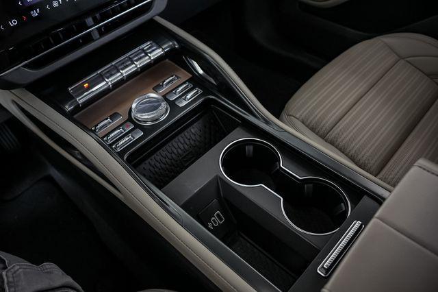 used 2024 Lincoln Nautilus car, priced at $50,379