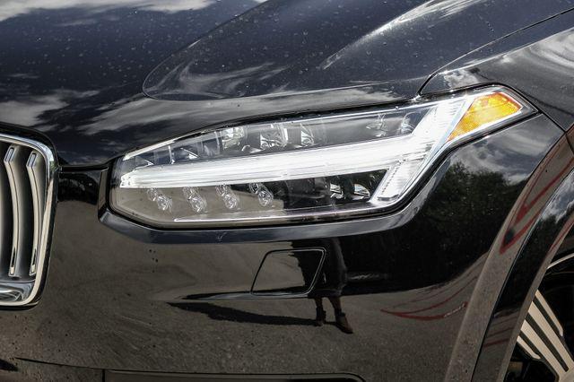used 2022 Volvo XC90 Recharge Plug-In Hybrid car, priced at $40,944