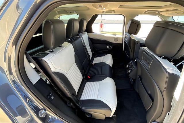 new 2025 Land Rover Discovery car, priced at $85,168