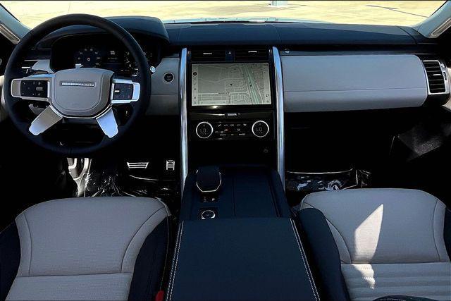 new 2025 Land Rover Discovery car, priced at $85,168