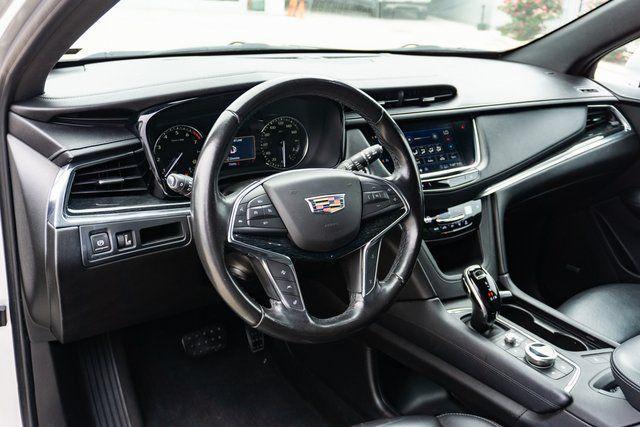used 2020 Cadillac XT5 car, priced at $23,900