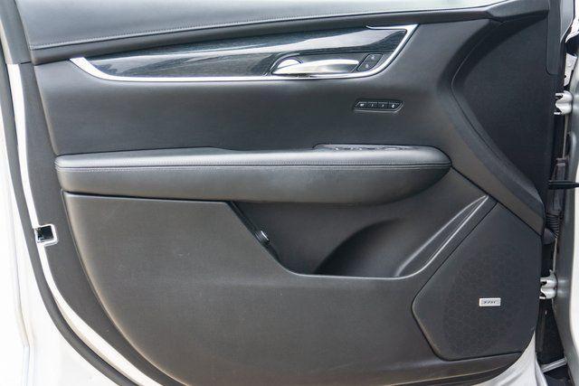 used 2020 Cadillac XT5 car, priced at $23,900