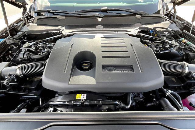 new 2025 Land Rover Discovery car, priced at $78,868