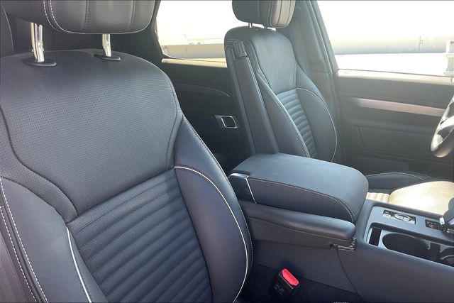 used 2024 Land Rover Discovery car, priced at $60,996