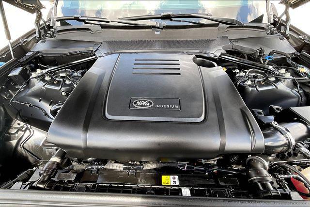 used 2025 Land Rover Discovery car, priced at $57,977