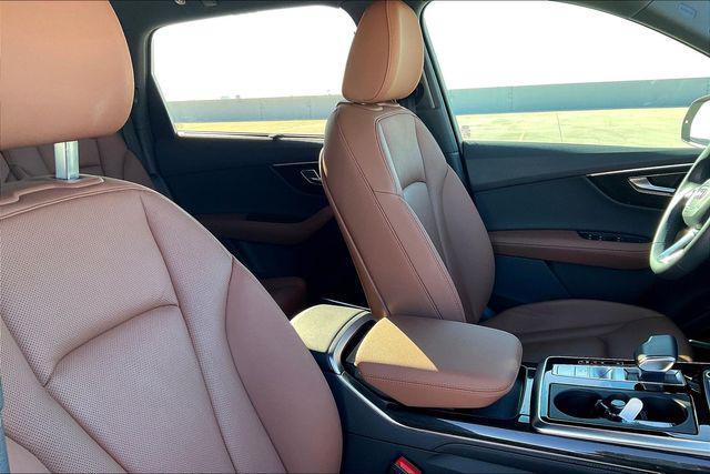 used 2023 Audi Q7 car, priced at $50,955