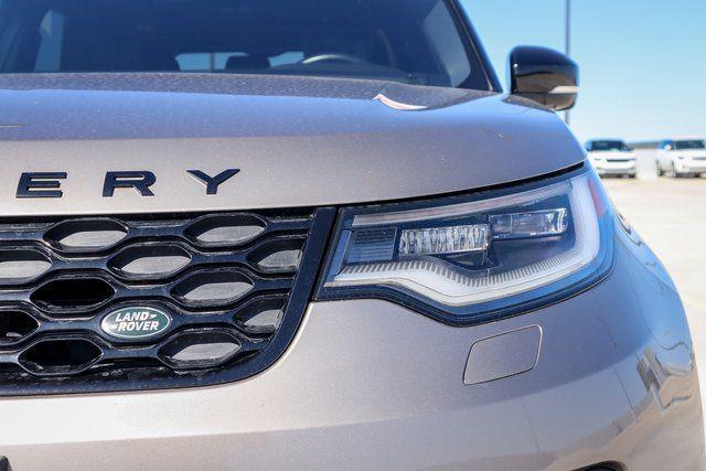 used 2022 Land Rover Discovery car, priced at $39,900