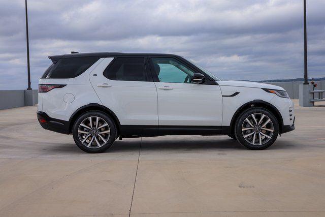 new 2025 Land Rover Discovery car, priced at $70,543