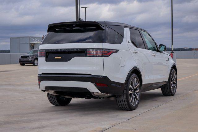 new 2025 Land Rover Discovery car, priced at $70,543