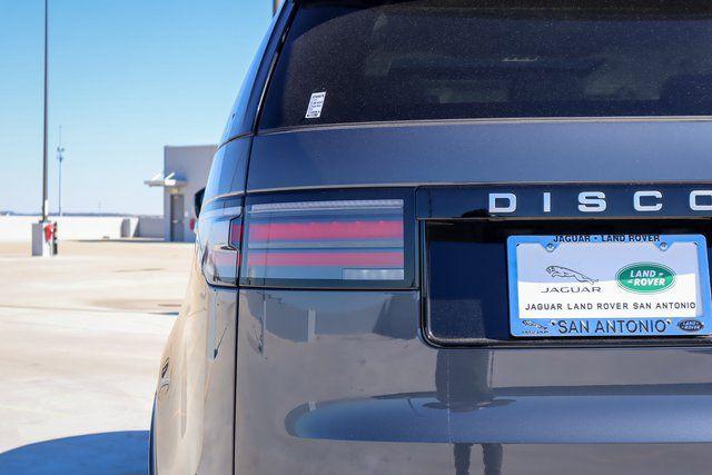 new 2025 Land Rover Discovery car, priced at $89,343