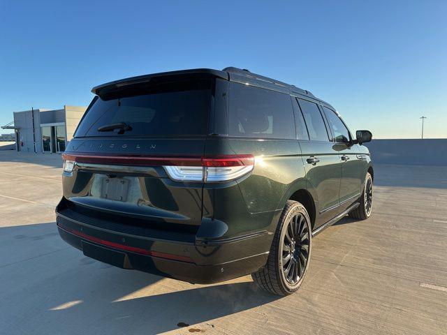 used 2022 Lincoln Navigator car, priced at $59,900