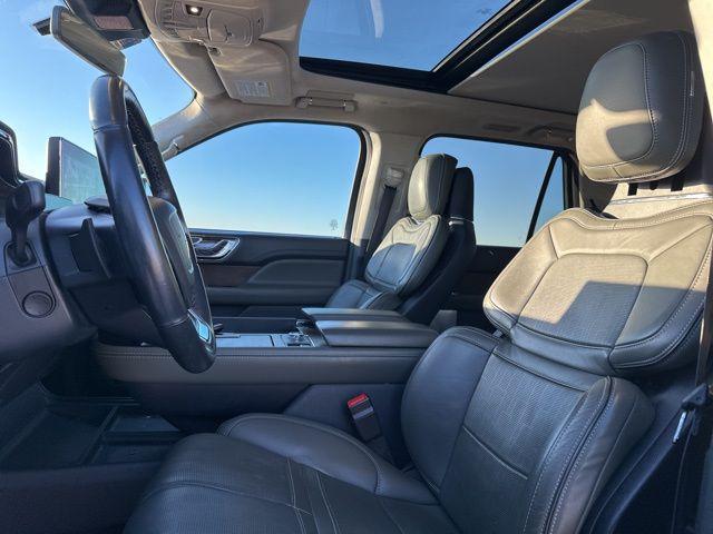 used 2022 Lincoln Navigator car, priced at $59,900