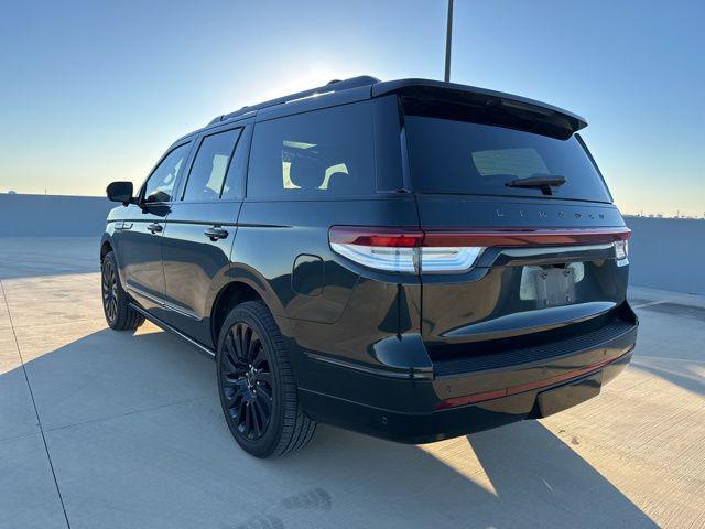 used 2022 Lincoln Navigator car, priced at $59,900