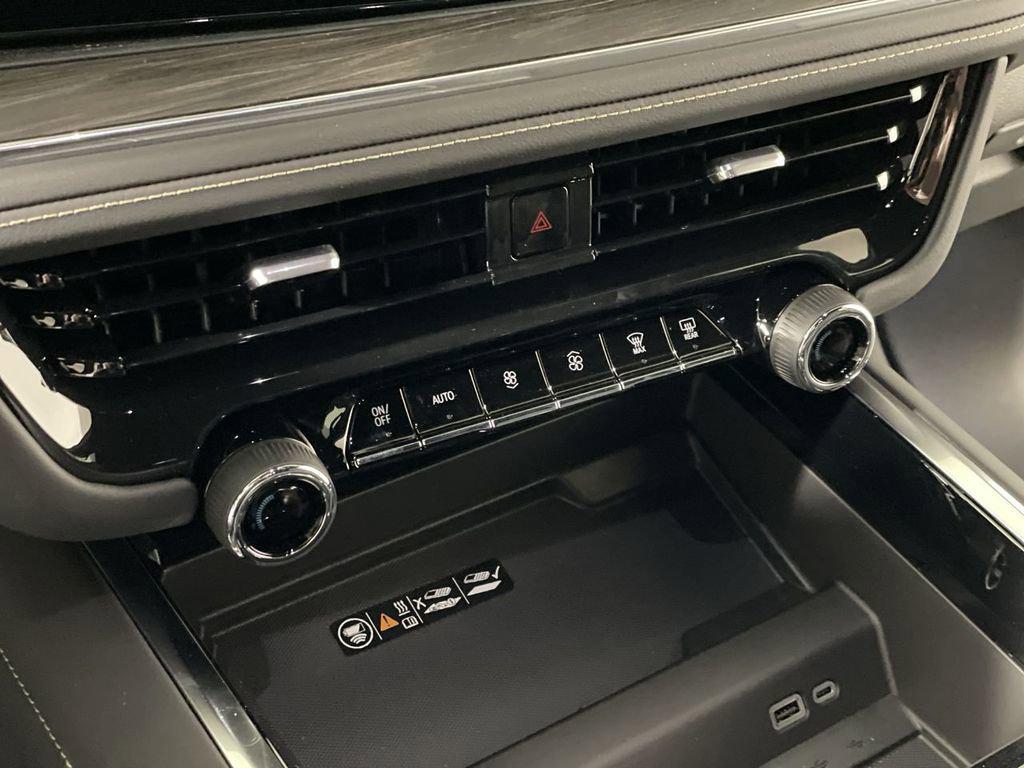 new 2025 Chevrolet Tahoe car, priced at $72,582