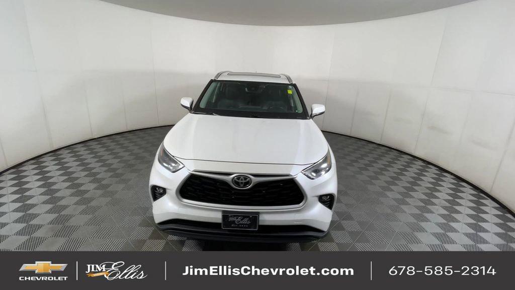 used 2023 Toyota Highlander car, priced at $35,799