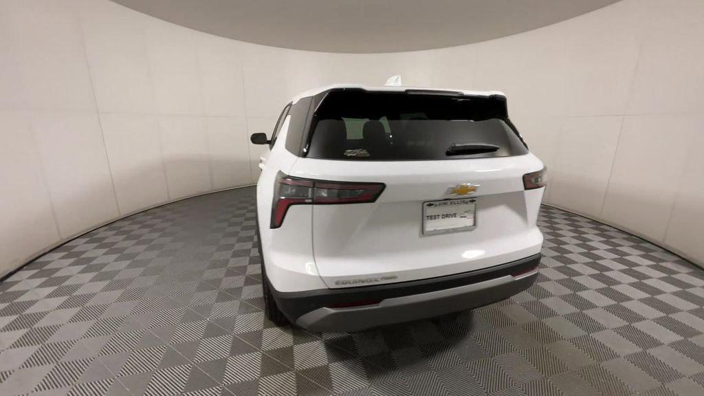 new 2026 Chevrolet Equinox car, priced at $29,887