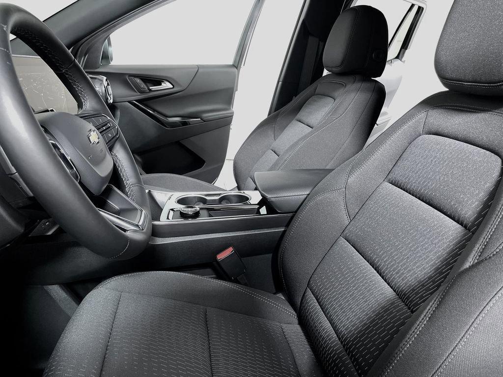 new 2026 Chevrolet Equinox car, priced at $29,887