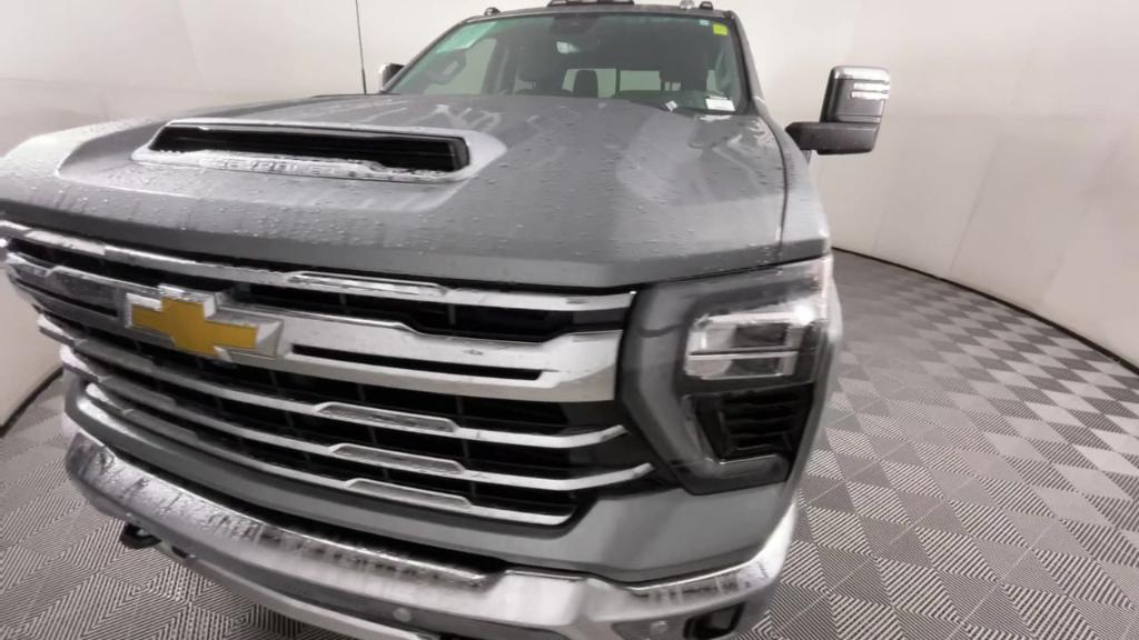 used 2024 Chevrolet Silverado 3500 car, priced at $55,018