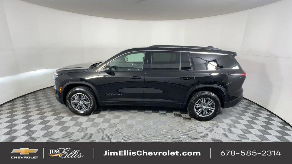 used 2025 Chevrolet Traverse car, priced at $38,000