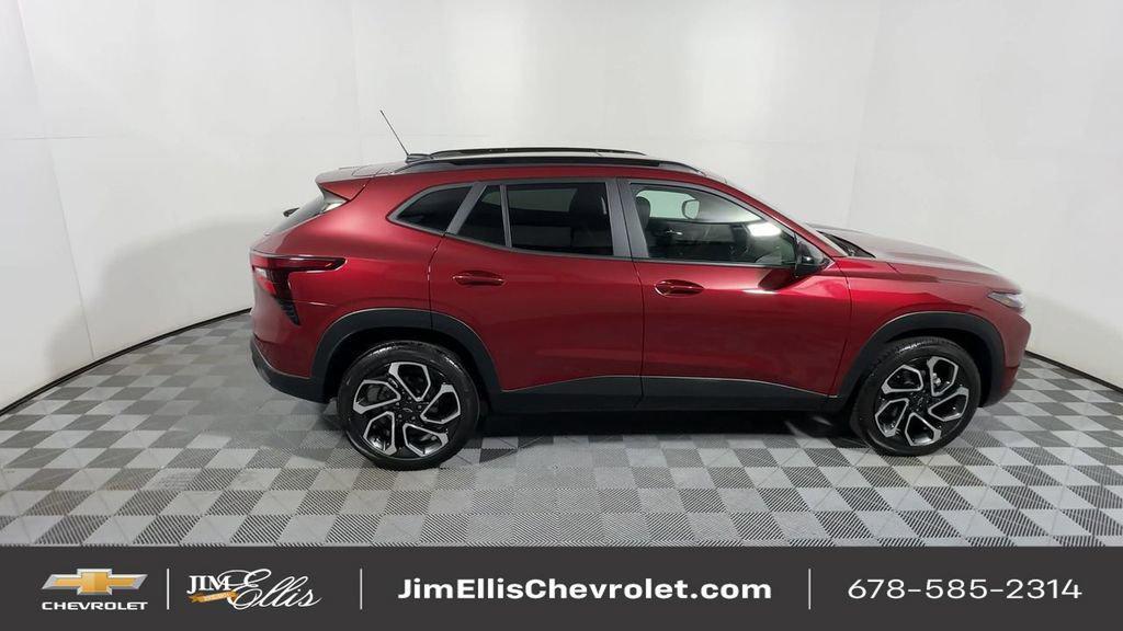 used 2024 Chevrolet Trax car, priced at $23,410