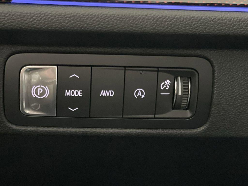 new 2026 Chevrolet Traverse car, priced at $59,593