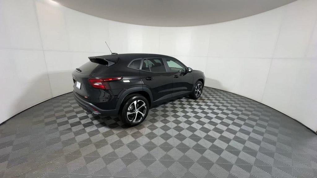 new 2026 Chevrolet Trax car, priced at $25,599