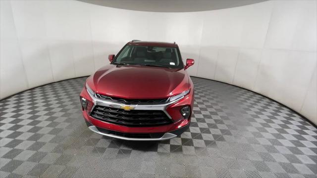 new 2025 Chevrolet Blazer car, priced at $40,177